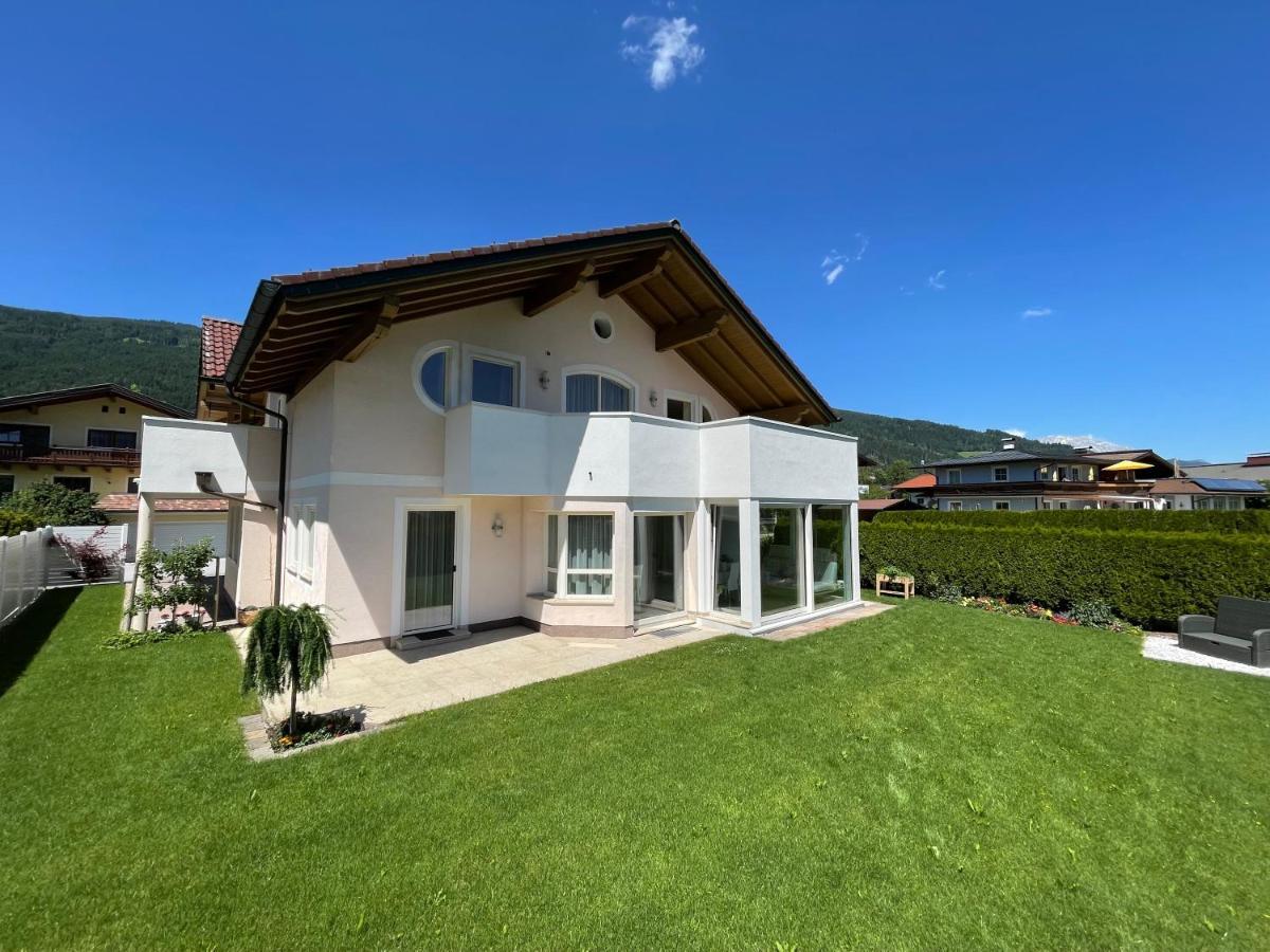 Haus Krismer ラートシュタット エクステリア 写真